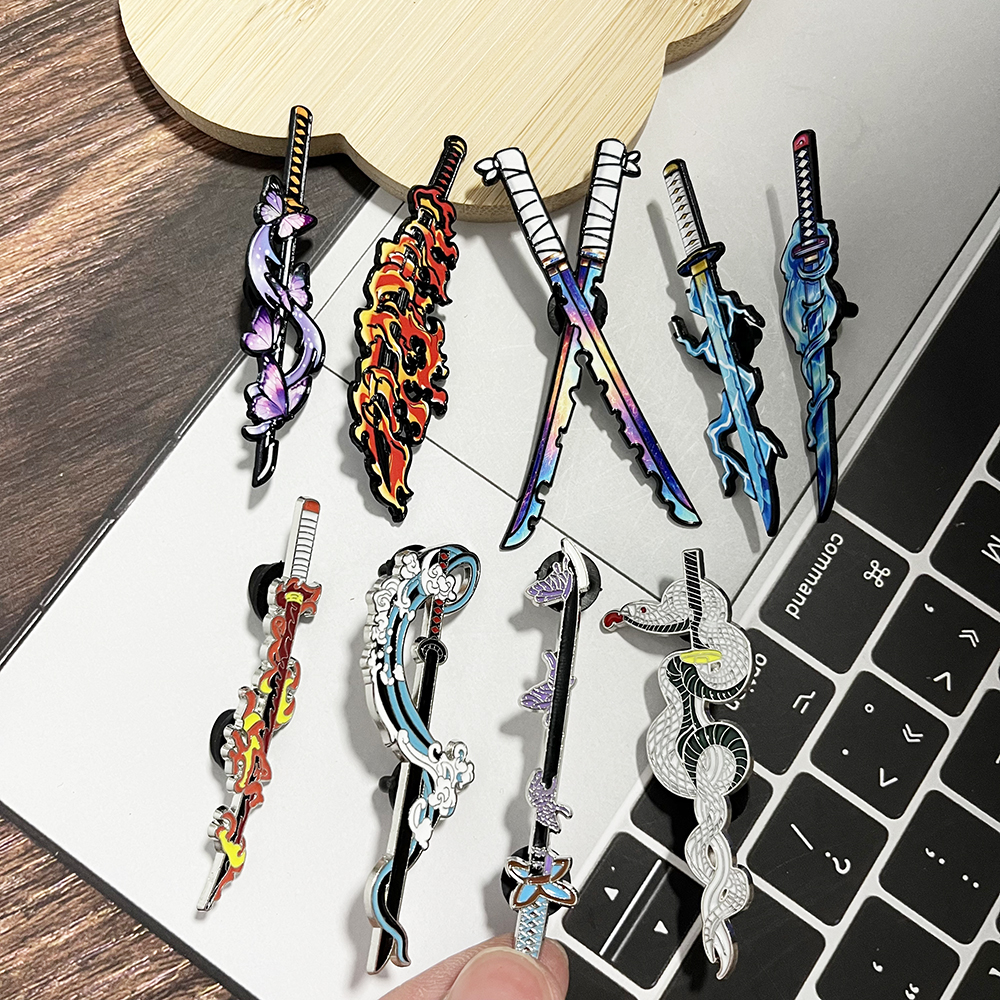 Demon Slayer Nichirin Sword En - Enamel Pin Set incelemesi ve fiyatı